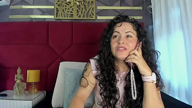 XXX chat uživo modela hanny_milf