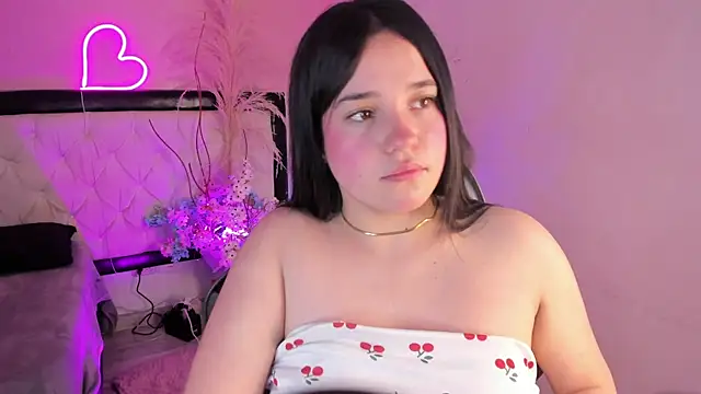 Julieth_Caandy's Live XXX Chat