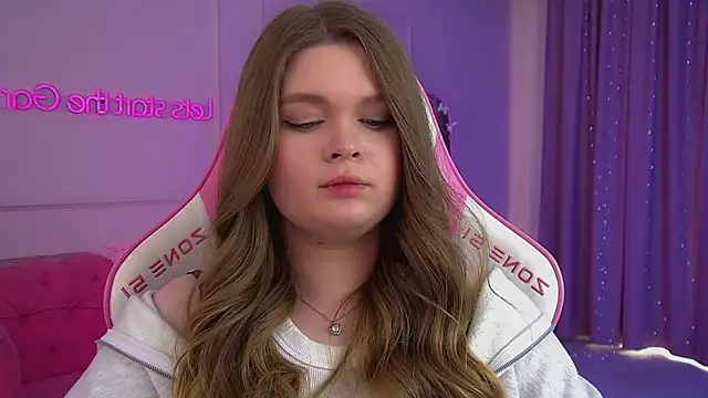 CrystalLyons Chat XXX live