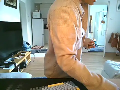 Онлайн чат XXX mihaimichael