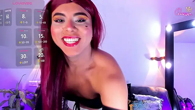 Emili_Roux Adlı Modelin Canlı XXX Sohbeti
