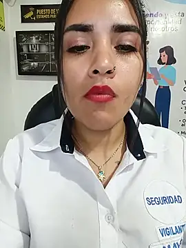 MAYE__13's Live XXX Chat