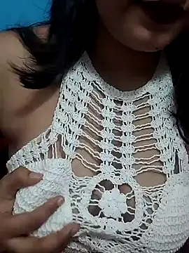 Chat +18 de Cute_Ayushii ao vivo