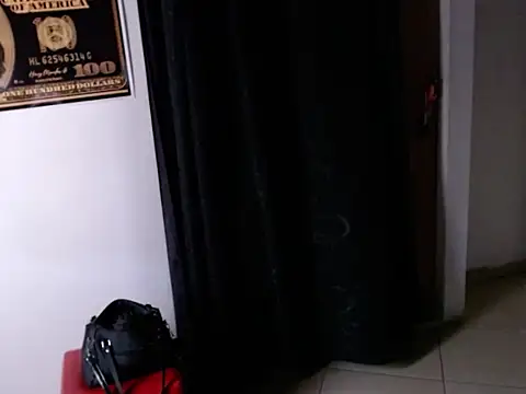 shamanhta Chat XXX in diretta
