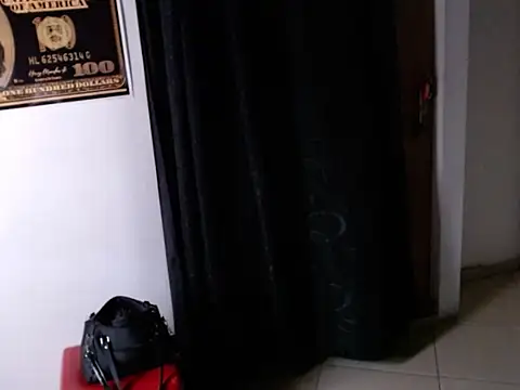 shamanhta Adlı Modelin Canlı XXX Sohbeti