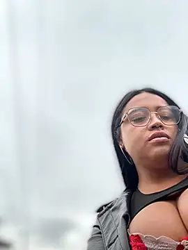Mia_Risky-1's Live XXX Chat