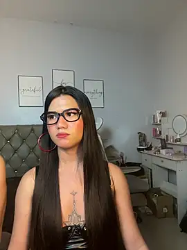 JassmineLove 라이브 XXX 채팅