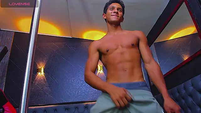 XXX chat uživo modela Yoel_Blessed