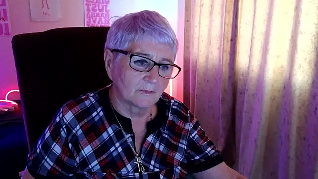 Chat XXX ao vivo de Sandra_Snowflake
