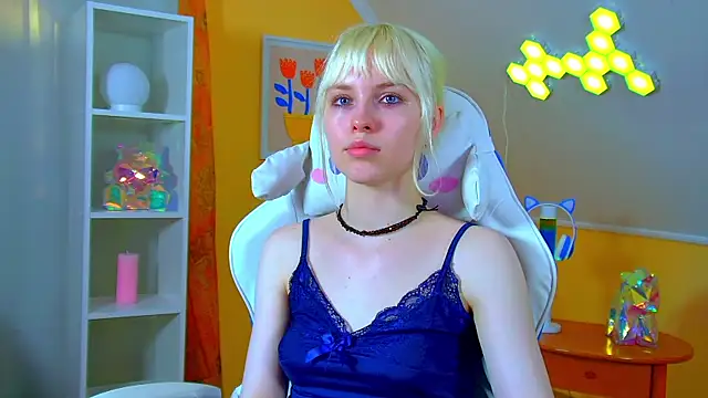 HannahHollis Adlı Modelin Canlı XXX Sohbeti