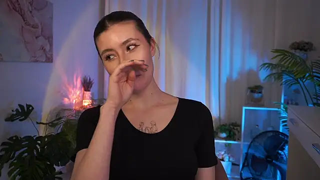 دردشة MayShawty الجنسية المباشرة