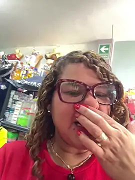 צ'אט XXX בשידור חי של ROSALIASSHOP
