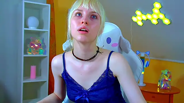 Онлайн чат XXX HannahHollis