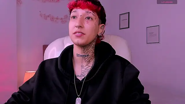 Czat XXX na żywo – Luci_Rose