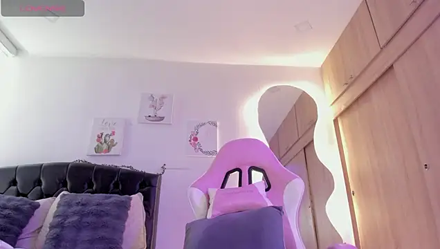 Amaranthaa1's Live XXX Chat