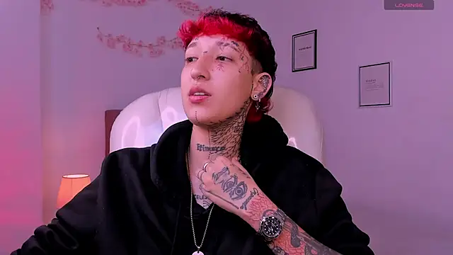Czat XXX na żywo – Luci_Rose