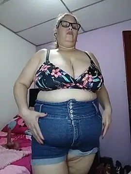 EllisW8 élő XXX-chatje
