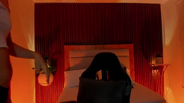 Chatroom XXX en direct de kaitt_