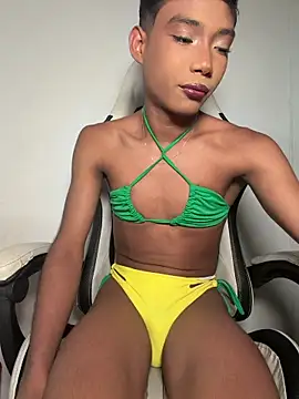 alejo_cuteのライブXXXチャット