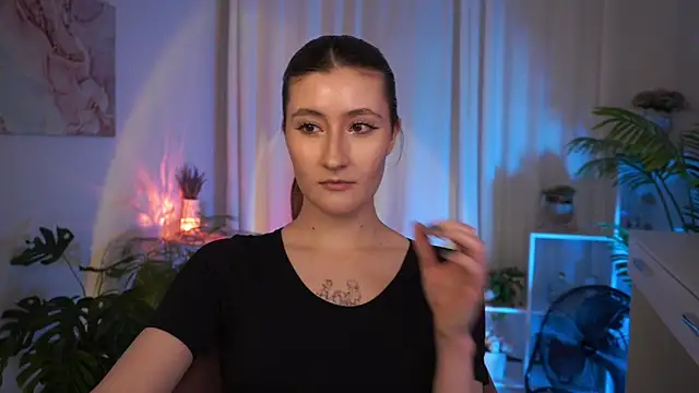 MayShawty live XXX chat