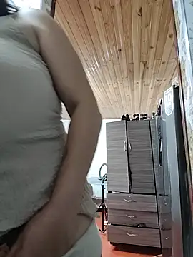 AlexxiaaMat 现场XXX聊天