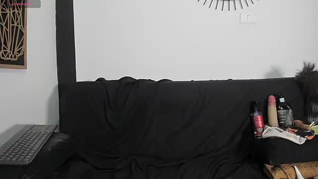 EmilyGomezLS Adlı Modelin Canlı XXX Sohbeti