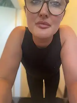 Crystal_xox's Live XXX Chat