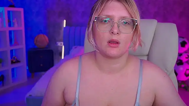 Chat +18 de CoolTatis ao vivo