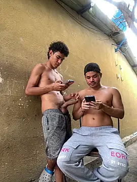 Chatroom XXX en direct de hotboys1924
