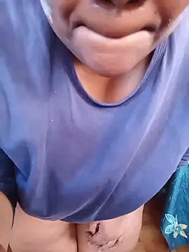 Babybigbutt élő XXX-chatje