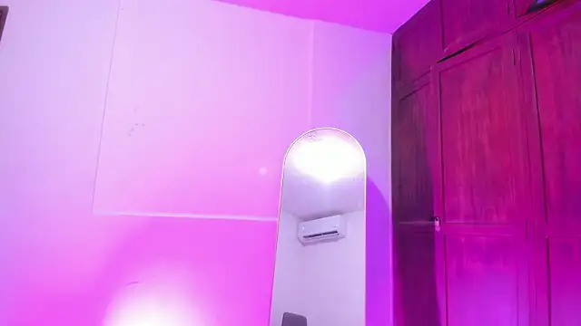XXX chat uživo modela Natasha028_