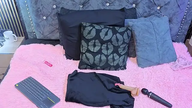 Chat +18 de AlexandraNoxx ao vivo