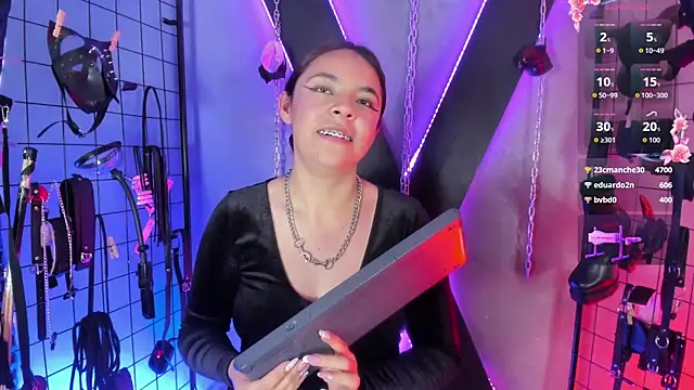 Živý XXX chat LexyVenus_BDSM