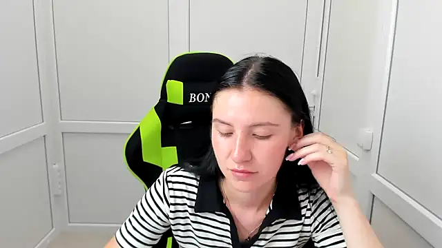 צ'אט XXX בשידור חי של PatteMeoww