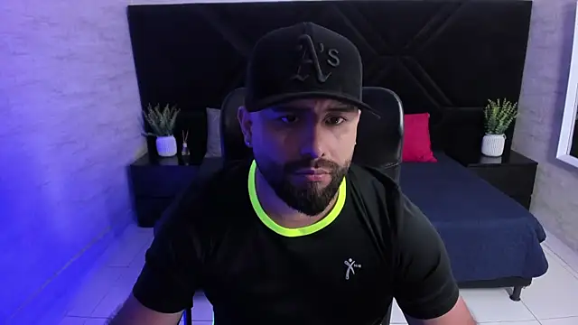 jhon_bear03 Chat XXX in diretta