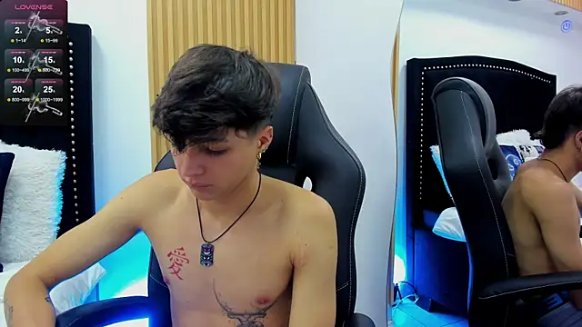 Stonn_69 Chat XXX in diretta