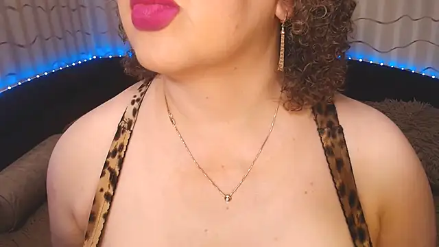 BustyKatty Live XXX-Chat