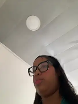 NV-Nikoll Live XXX-chat