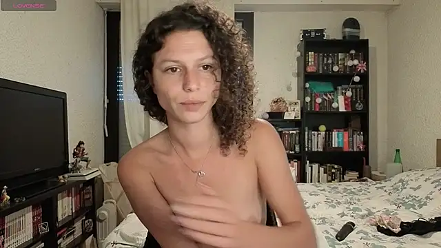 Lilou_cuute লাইভ XXX চ্যাট