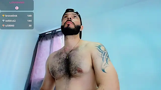 tommel_bailey XXX чат на живо