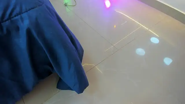 دردشة adams_bobby الجنسية المباشرة