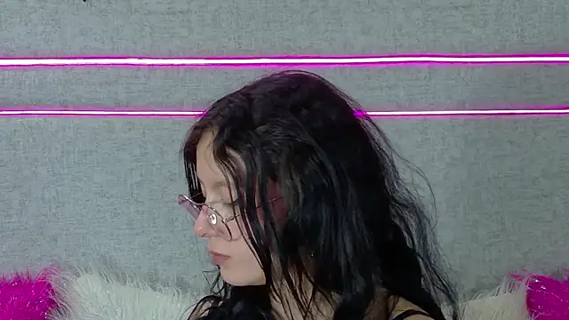 Chat XXX en directo de Naomimolie