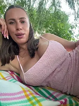 _JessyRey_'s Live XXX Chat