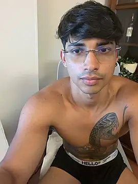 David_Tresh5 লাইভ XXX চ্যাট