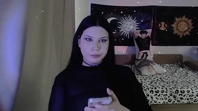 Онлайн чат XXX iintimate_flesh