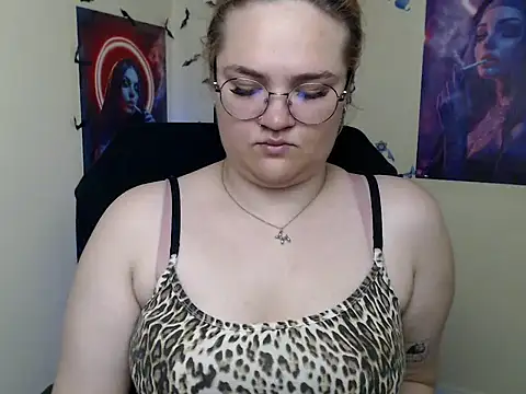 RinaRiii Chat XXX live
