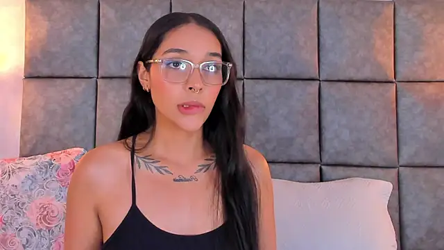 Chat XXX ao vivo de Roseaurora
