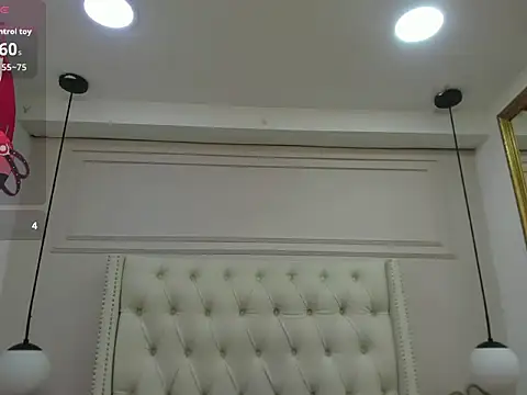 MiiaRestrepo's Live XXX Chat