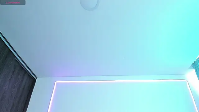 Онлайн чат XXX maazikeenx