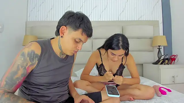Chat XXX ao vivo de VelvetAndShadows